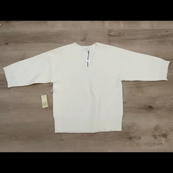 Aritzia Wilfred Free Airlie Sweater - Picture 2 of 6